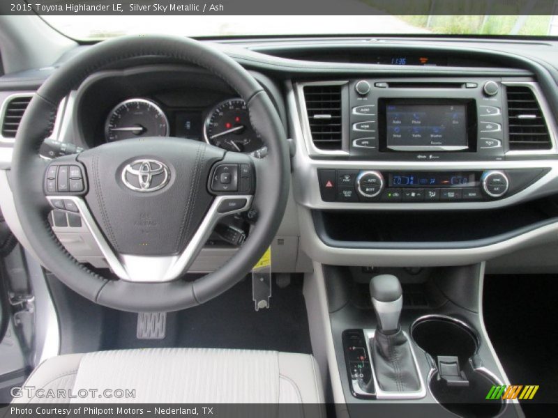 Silver Sky Metallic / Ash 2015 Toyota Highlander LE
