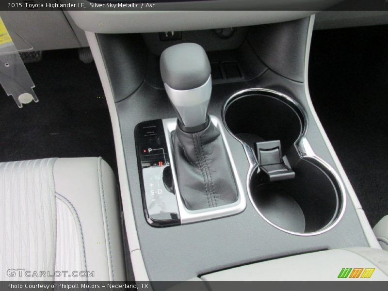 Silver Sky Metallic / Ash 2015 Toyota Highlander LE
