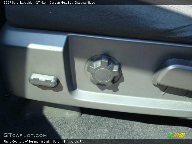 Carbon Metallic / Charcoal Black 2007 Ford Expedition XLT 4x4