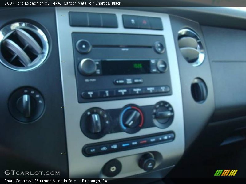 Carbon Metallic / Charcoal Black 2007 Ford Expedition XLT 4x4