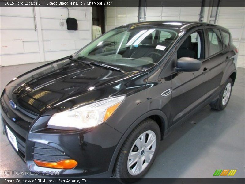 Tuxedo Black Metallic / Charcoal Black 2015 Ford Escape S