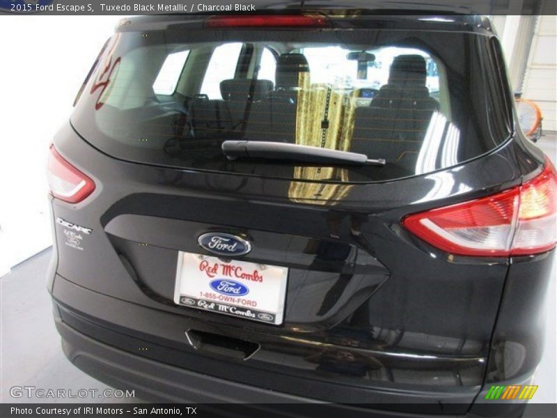 Tuxedo Black Metallic / Charcoal Black 2015 Ford Escape S