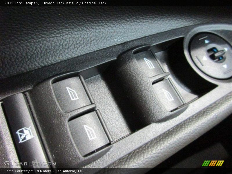 Tuxedo Black Metallic / Charcoal Black 2015 Ford Escape S