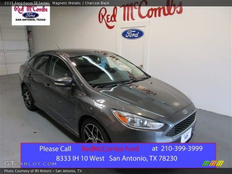 Magnetic Metallic / Charcoal Black 2015 Ford Focus SE Sedan