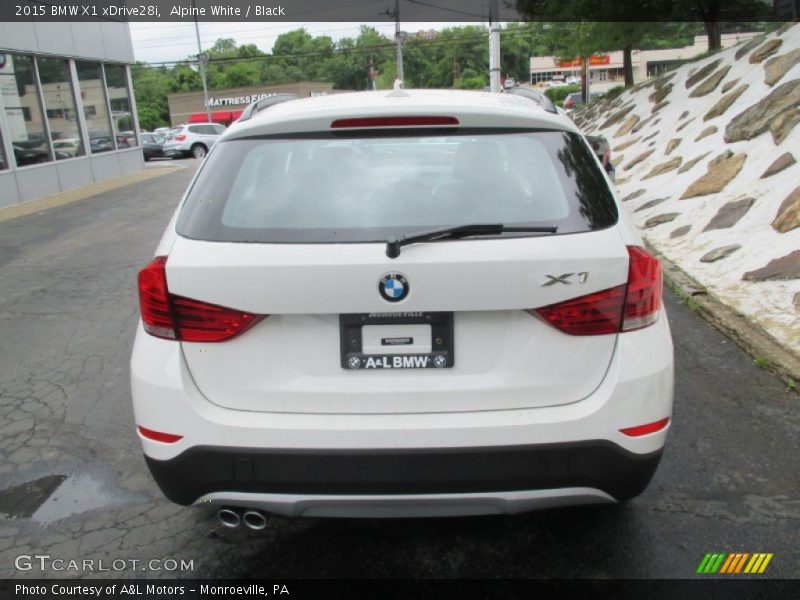 Alpine White / Black 2015 BMW X1 xDrive28i