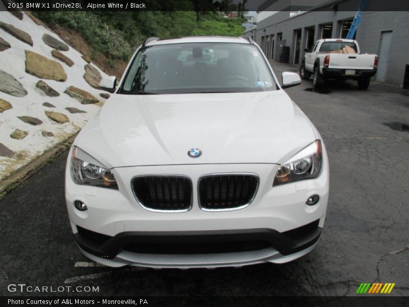 Alpine White / Black 2015 BMW X1 xDrive28i