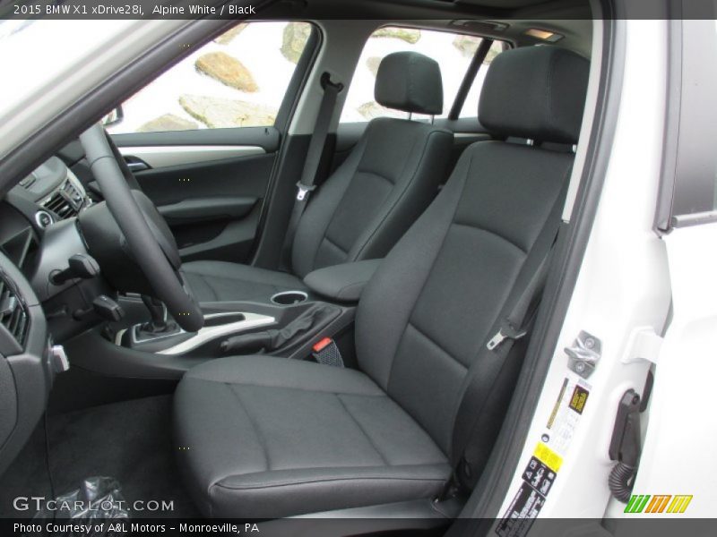 Alpine White / Black 2015 BMW X1 xDrive28i
