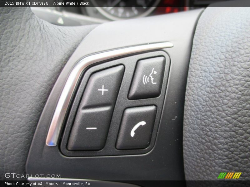 Alpine White / Black 2015 BMW X1 xDrive28i