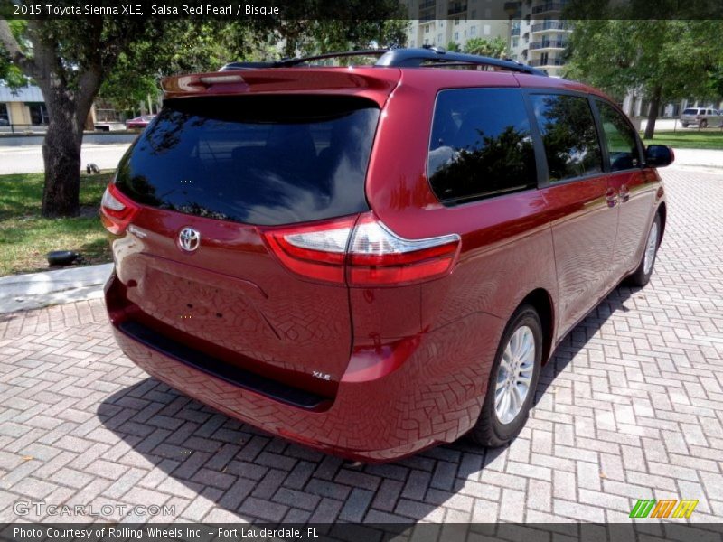 Salsa Red Pearl / Bisque 2015 Toyota Sienna XLE