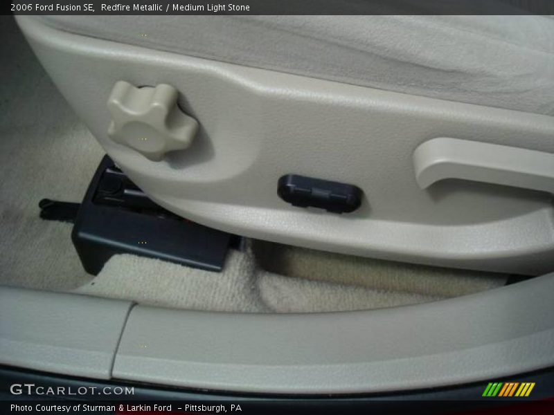 Redfire Metallic / Medium Light Stone 2006 Ford Fusion SE