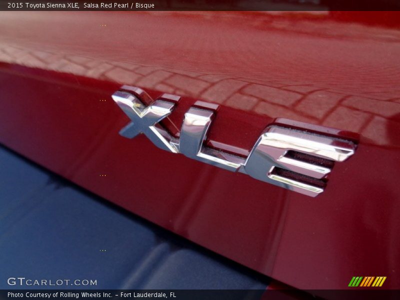 Salsa Red Pearl / Bisque 2015 Toyota Sienna XLE