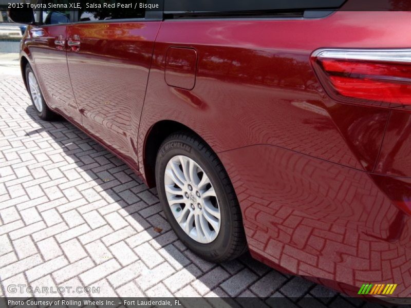 Salsa Red Pearl / Bisque 2015 Toyota Sienna XLE