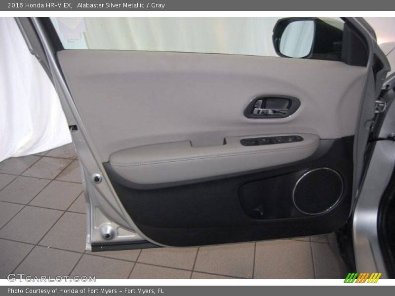 Alabaster Silver Metallic / Gray 2016 Honda HR-V EX