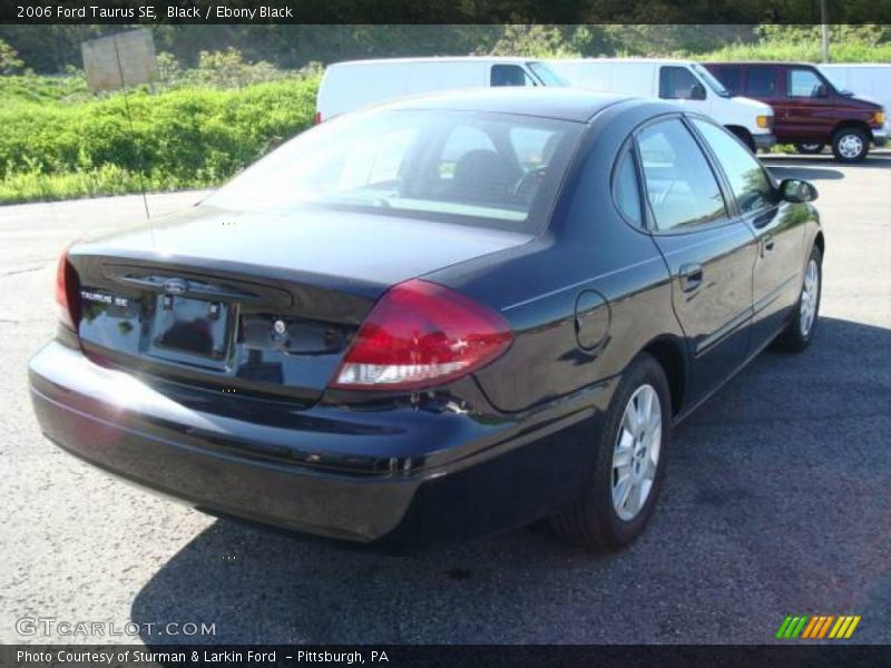 Black / Ebony Black 2006 Ford Taurus SE
