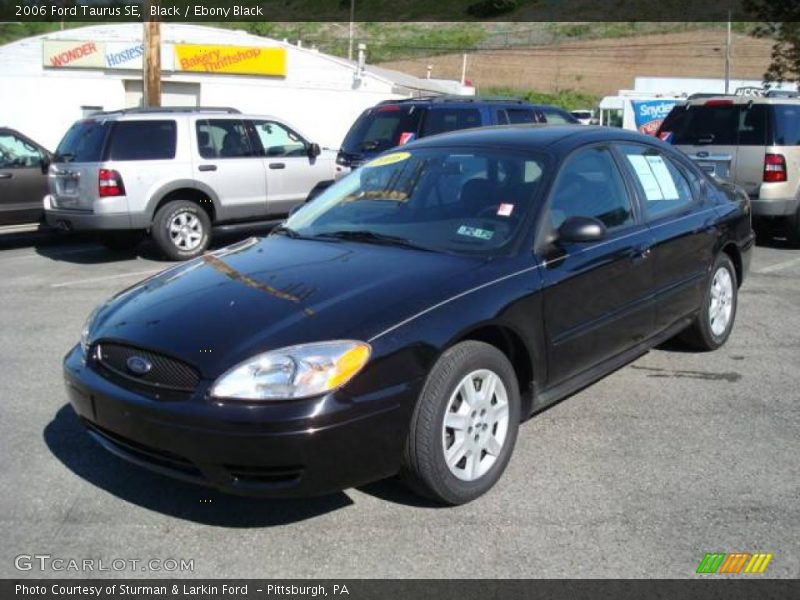 Black / Ebony Black 2006 Ford Taurus SE