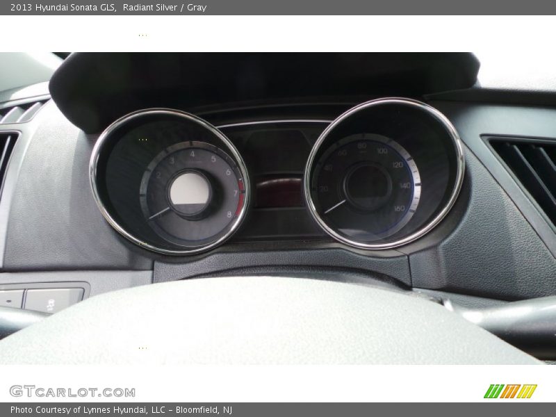 Radiant Silver / Gray 2013 Hyundai Sonata GLS