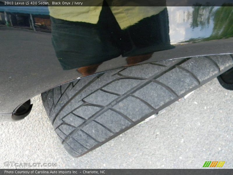 Black Onyx / Ivory 2003 Lexus LS 430 Sedan