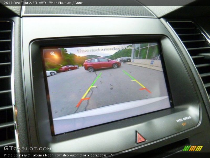 White Platinum / Dune 2014 Ford Taurus SEL AWD