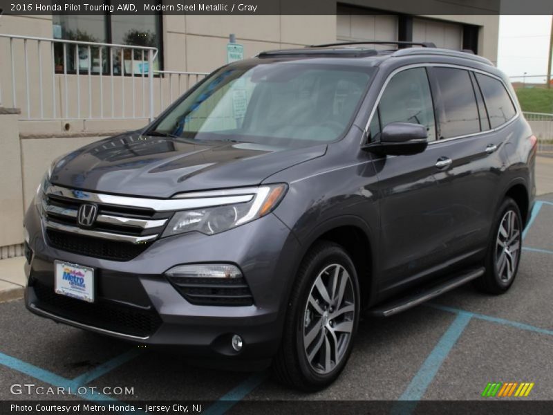 Modern Steel Metallic / Gray 2016 Honda Pilot Touring AWD