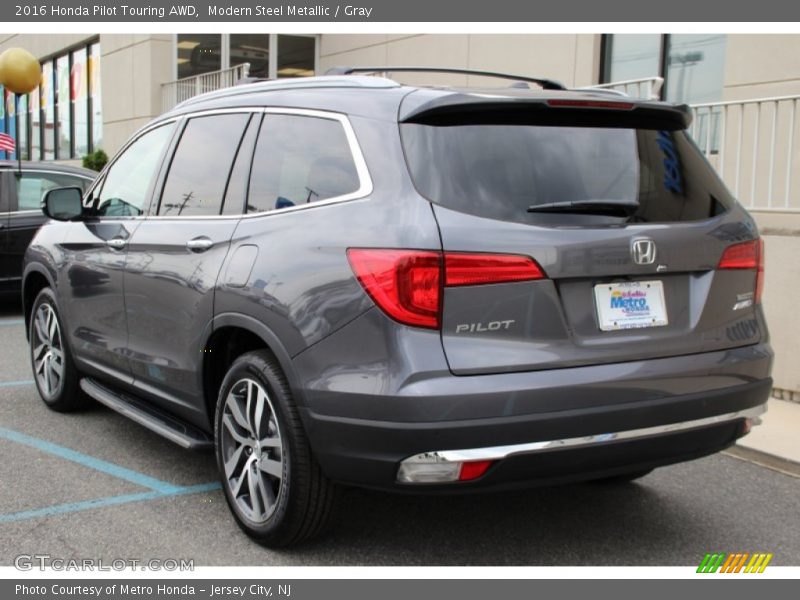 Modern Steel Metallic / Gray 2016 Honda Pilot Touring AWD