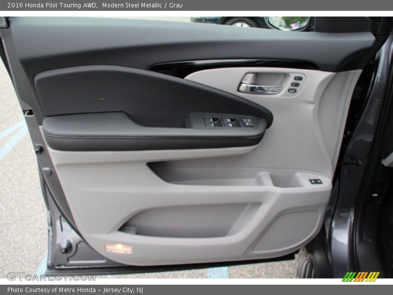 Door Panel of 2016 Pilot Touring AWD