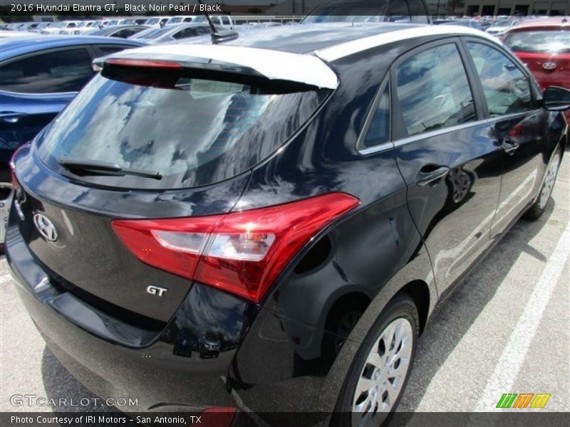Black Noir Pearl / Black 2016 Hyundai Elantra GT