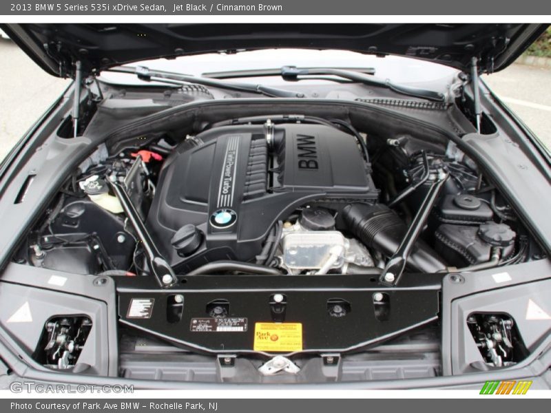 Jet Black / Cinnamon Brown 2013 BMW 5 Series 535i xDrive Sedan