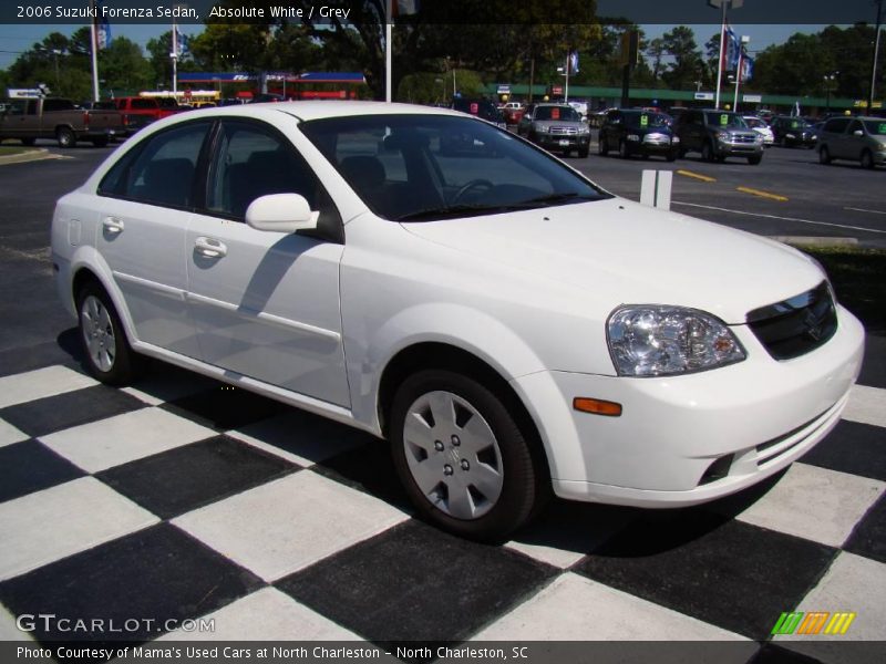 Absolute White / Grey 2006 Suzuki Forenza Sedan