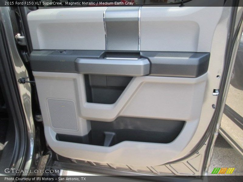Magnetic Metallic / Medium Earth Gray 2015 Ford F150 XLT SuperCrew
