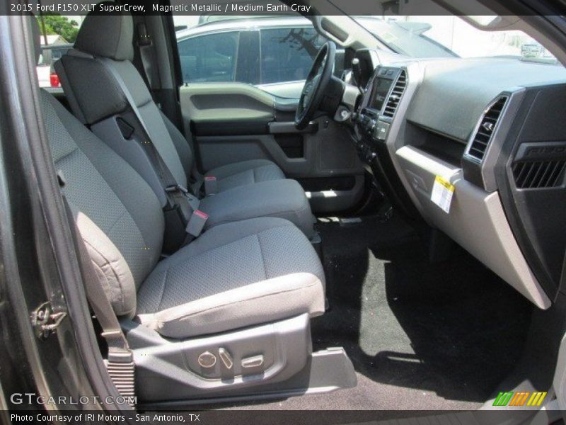 Magnetic Metallic / Medium Earth Gray 2015 Ford F150 XLT SuperCrew