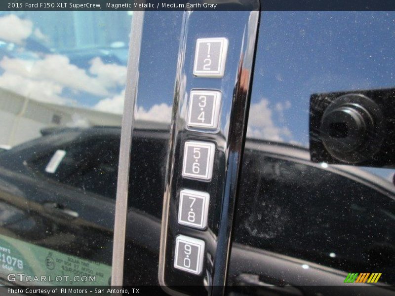 Magnetic Metallic / Medium Earth Gray 2015 Ford F150 XLT SuperCrew