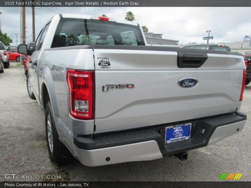 Ingot Silver Metallic / Medium Earth Gray 2015 Ford F150 XL SuperCrew