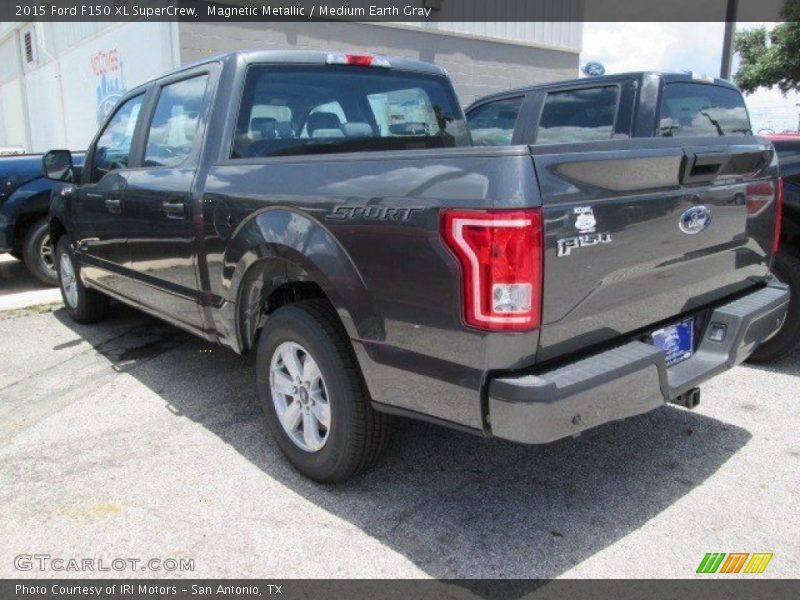 Magnetic Metallic / Medium Earth Gray 2015 Ford F150 XL SuperCrew
