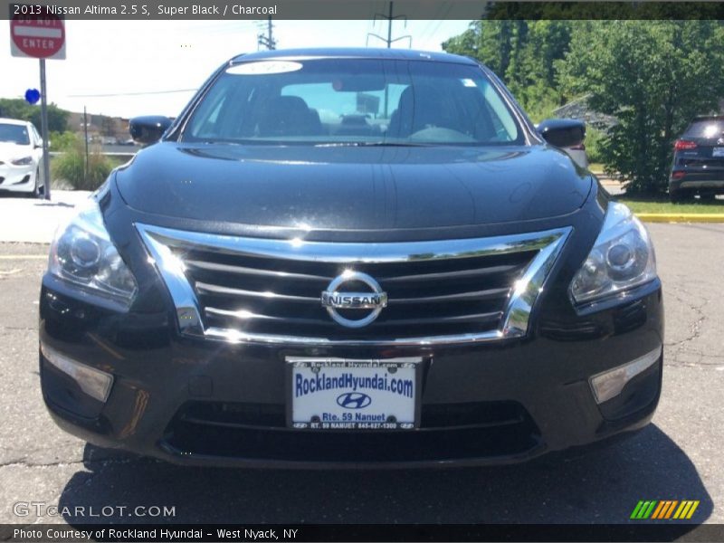 Super Black / Charcoal 2013 Nissan Altima 2.5 S