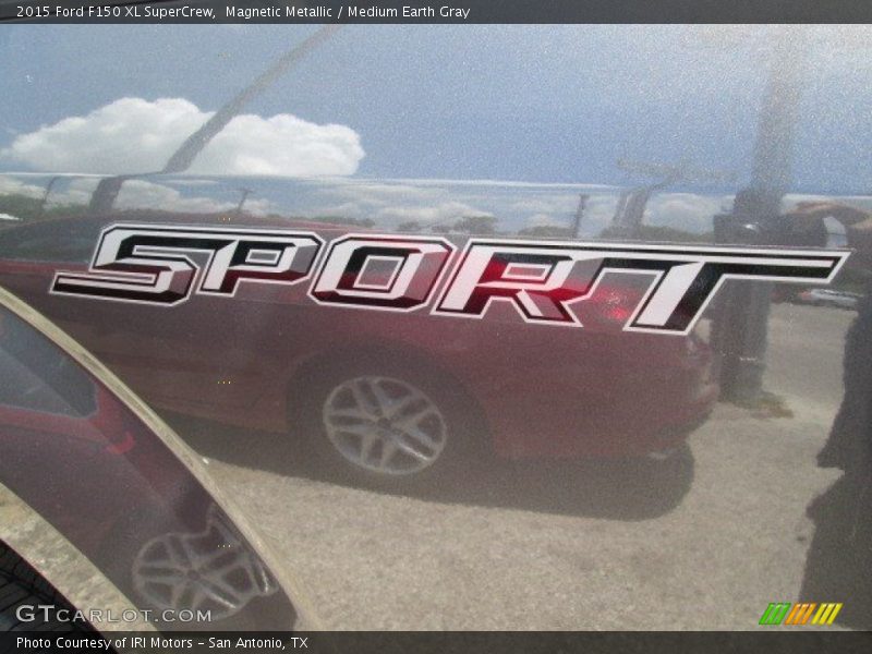 Magnetic Metallic / Medium Earth Gray 2015 Ford F150 XL SuperCrew