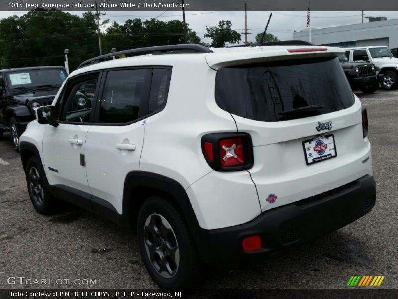 Alpine White / Black/Sandstorm 2015 Jeep Renegade Latitude