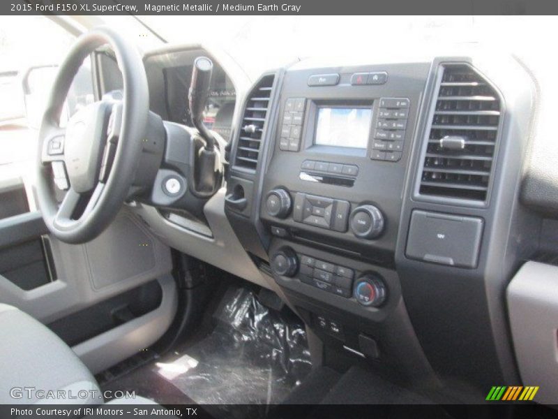 Magnetic Metallic / Medium Earth Gray 2015 Ford F150 XL SuperCrew
