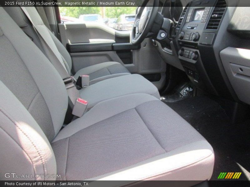Magnetic Metallic / Medium Earth Gray 2015 Ford F150 XL SuperCrew