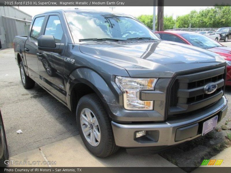 Magnetic Metallic / Medium Earth Gray 2015 Ford F150 XL SuperCrew