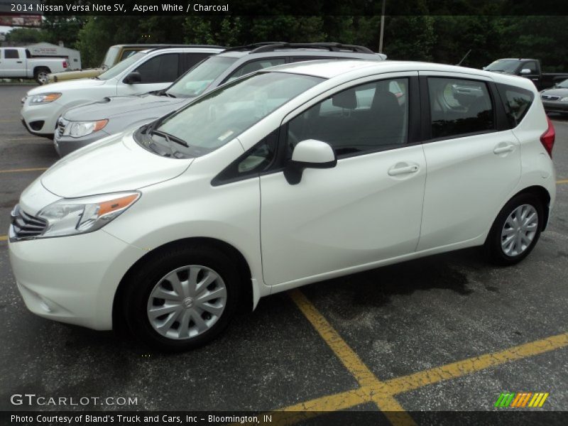 Aspen White / Charcoal 2014 Nissan Versa Note SV