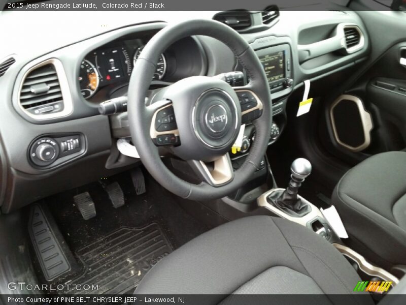  2015 Renegade Latitude Black Interior