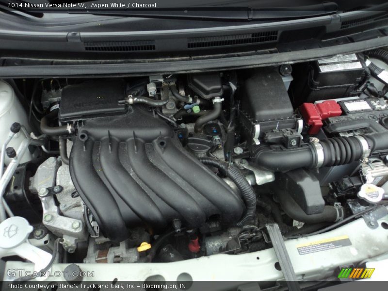 Aspen White / Charcoal 2014 Nissan Versa Note SV