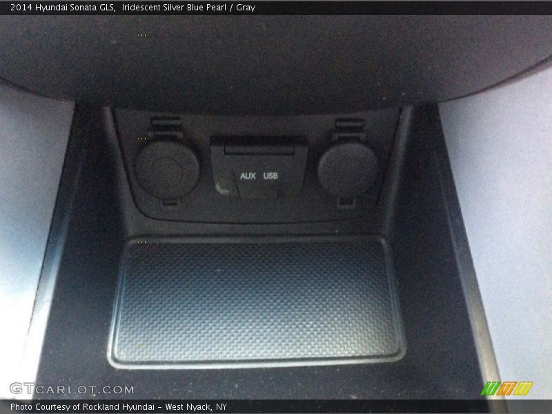 Iridescent Silver Blue Pearl / Gray 2014 Hyundai Sonata GLS