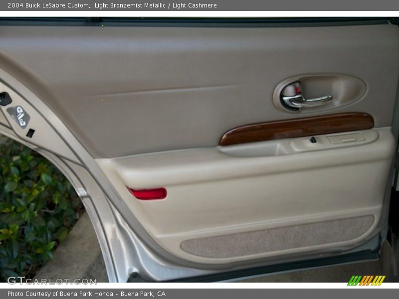 Light Bronzemist Metallic / Light Cashmere 2004 Buick LeSabre Custom