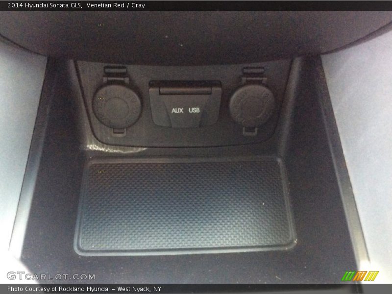 Venetian Red / Gray 2014 Hyundai Sonata GLS