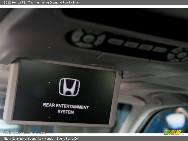 White Diamond Pearl / Black 2012 Honda Pilot Touring