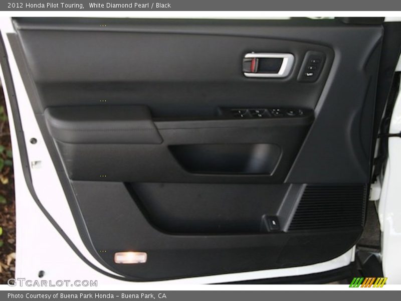 White Diamond Pearl / Black 2012 Honda Pilot Touring
