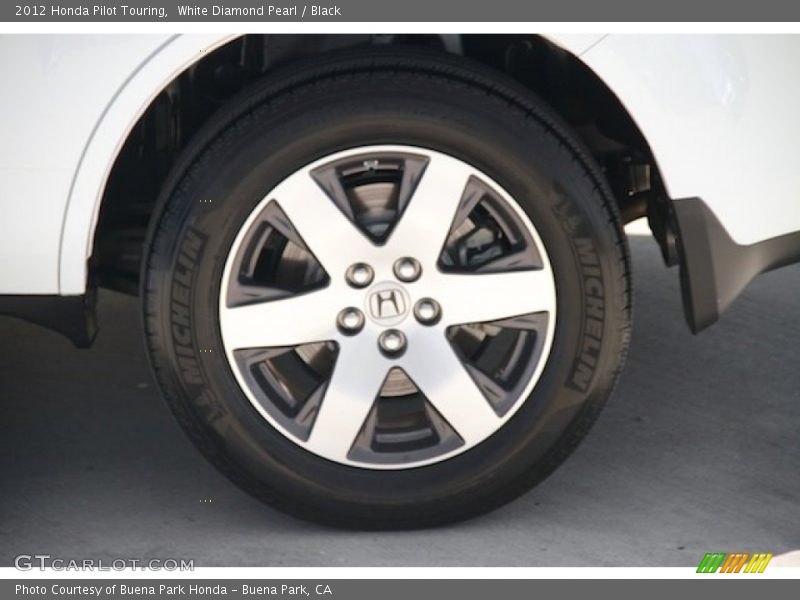 White Diamond Pearl / Black 2012 Honda Pilot Touring