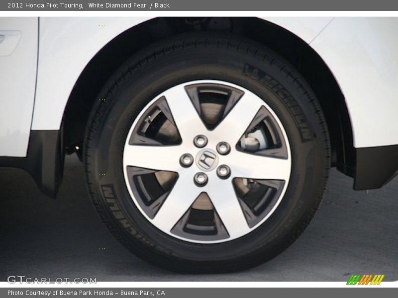 White Diamond Pearl / Black 2012 Honda Pilot Touring