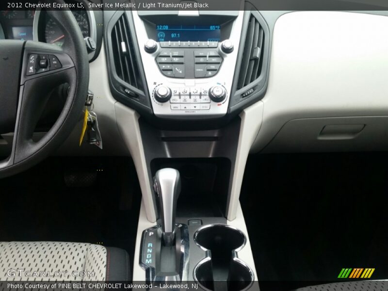 Silver Ice Metallic / Light Titanium/Jet Black 2012 Chevrolet Equinox LS